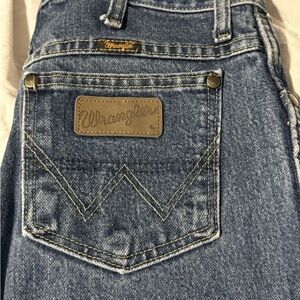 Wrangler George straight Blue Jeans with Logo Patch